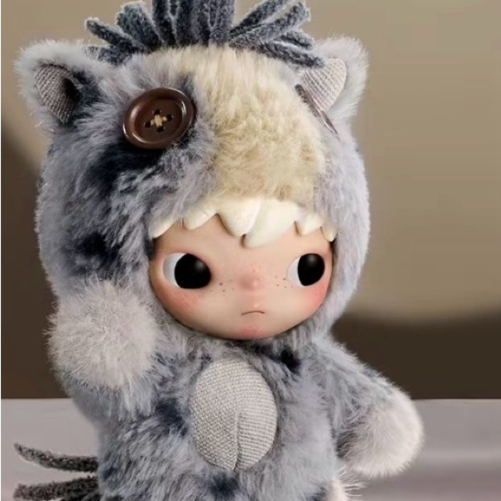 POP MART Have a Good Run Series Plush Pendant - Hirono - Opened Blind Box
